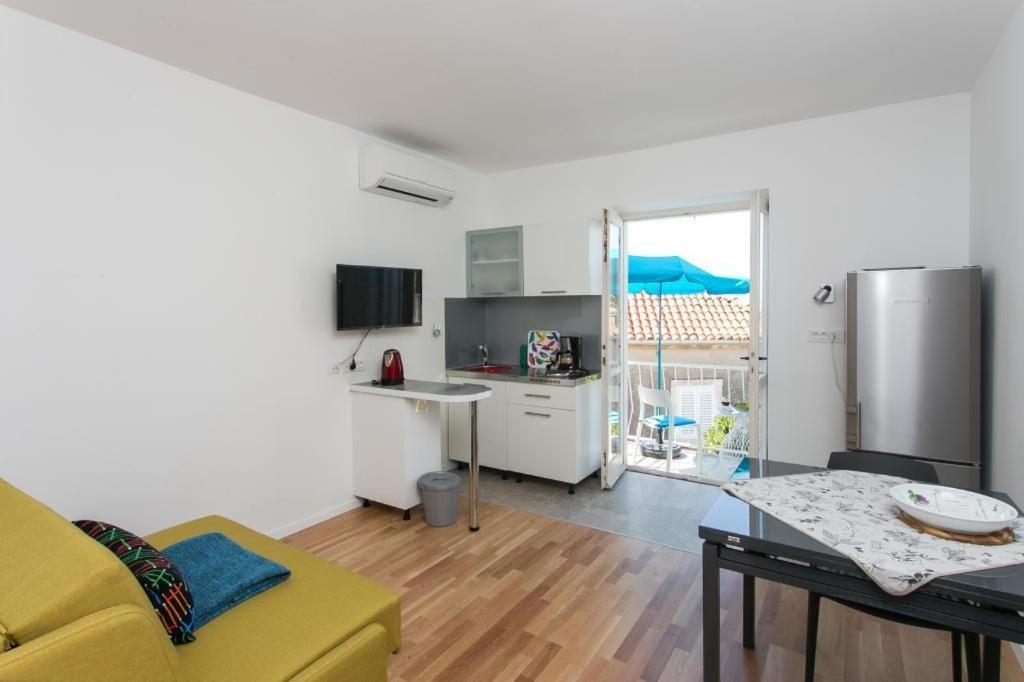 Apartment & Room Cvita Ragusa Esterno foto